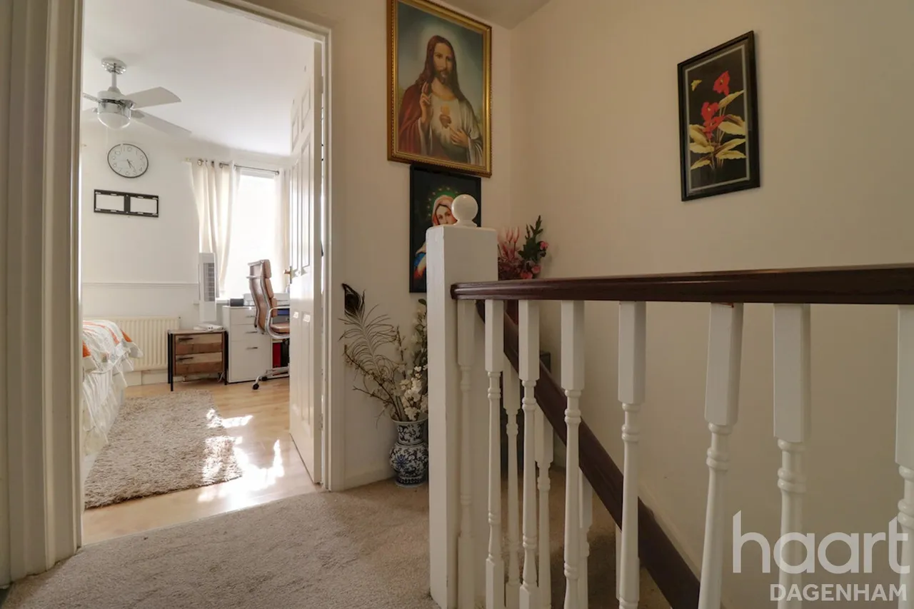 Church Lane, Dagenham, RM10, photo 13