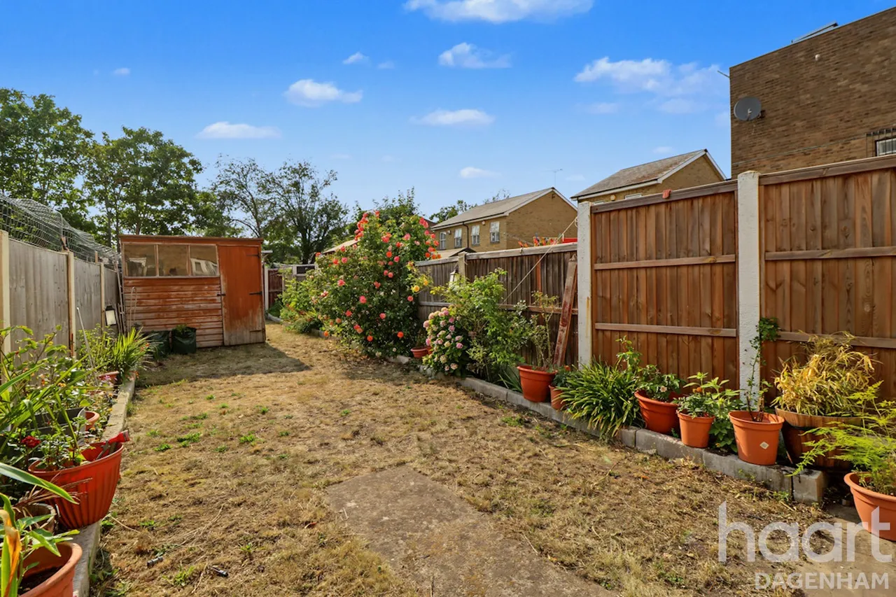 Church Lane, Dagenham, RM10, photo 7