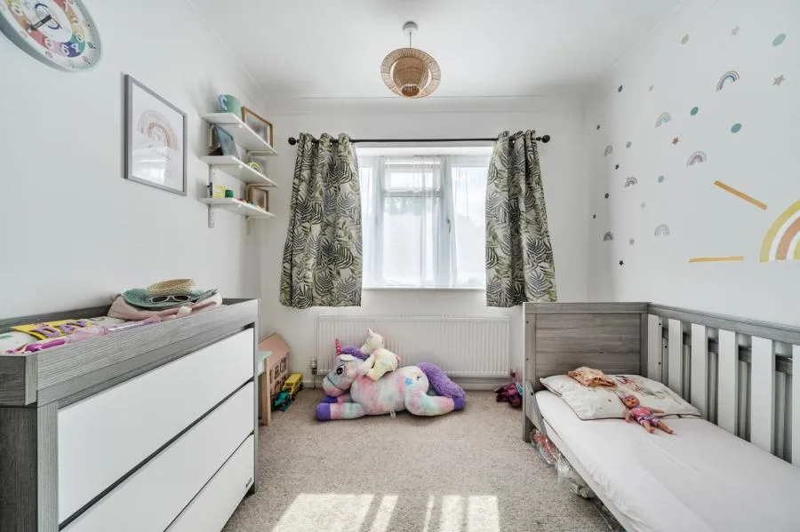 Carver Hill Road, High Wycombe, HP11, photo 11