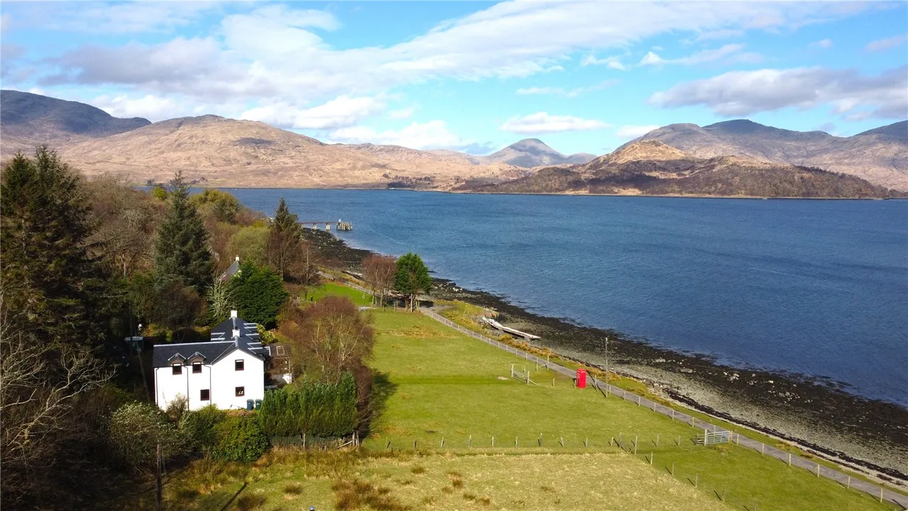 4 bed house for sale — An Clachan, Croggan, Isle of Mull, PA63 6AH