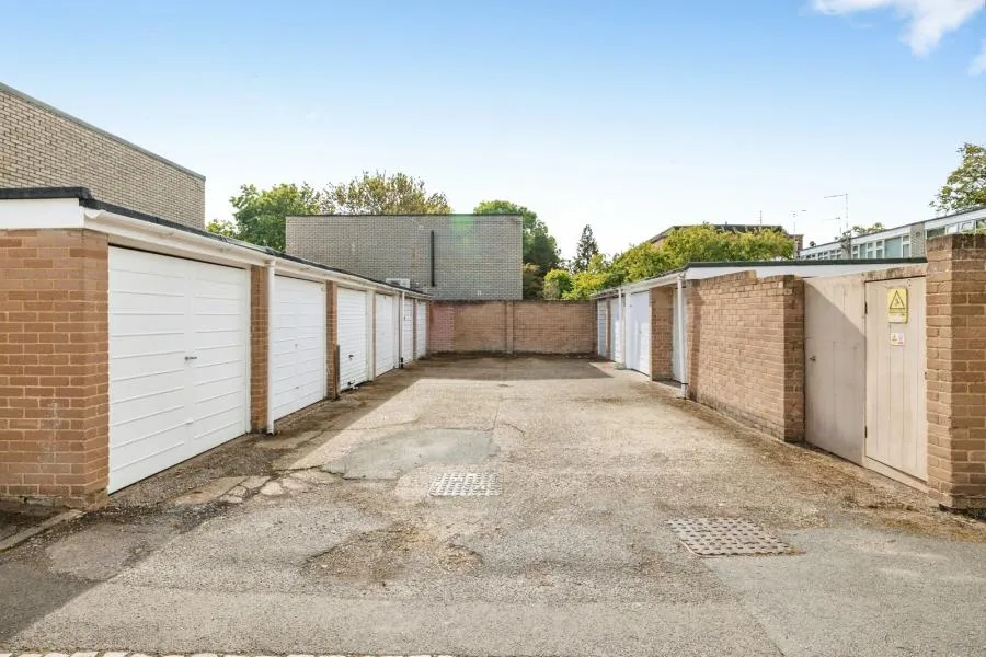 Trinity Close, Northwood, HA6, photo 13