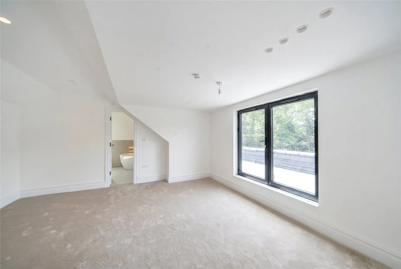 Pipers Green Lane, HA8, photo 9