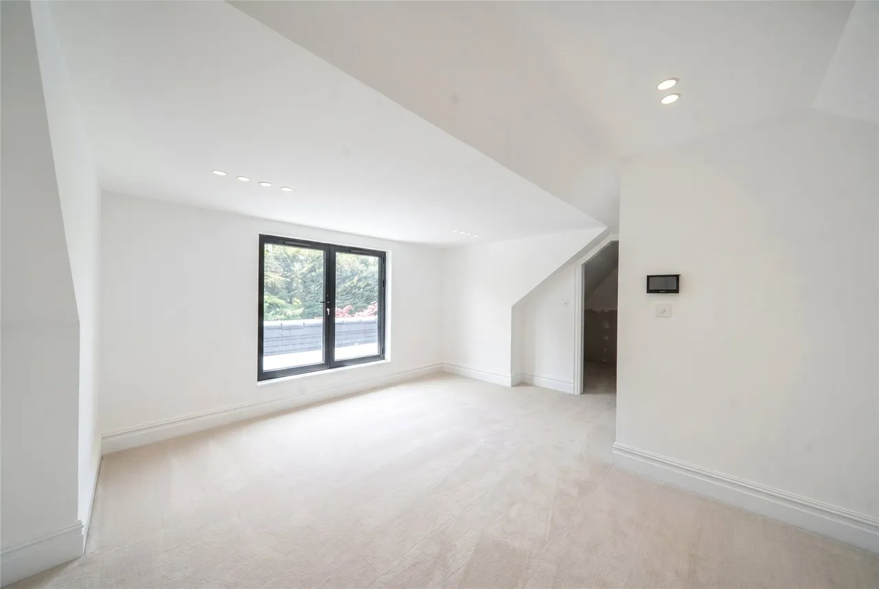 Pipers Green Lane, HA8, photo 16