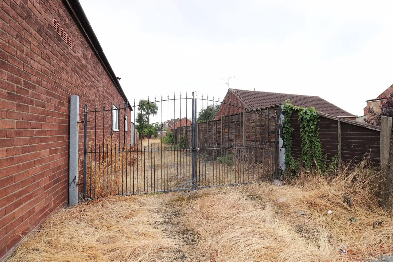 Earlsgate, Winterton, DN15, photo 11