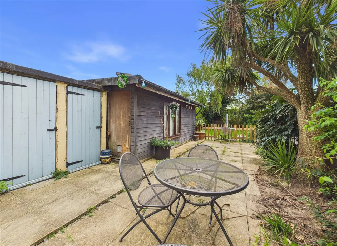 Walnut Way, Ruislip, HA4 6TD, photo 6