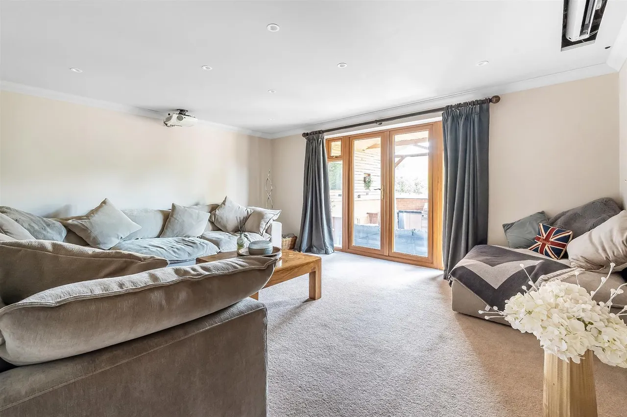 Eastwick Park Avenue, Great Bookham, KT23, photo 5