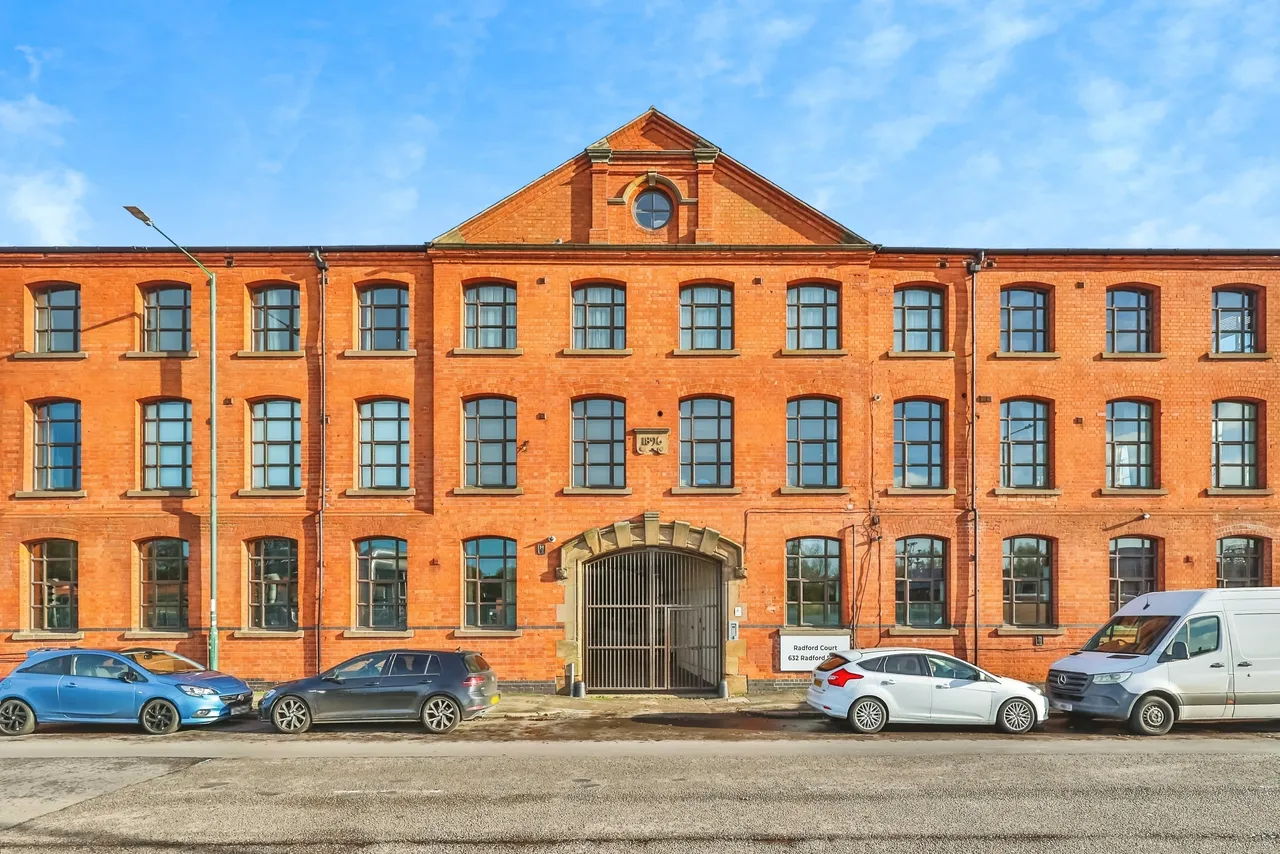 2 bed flat for sale, Radford Road, Nottingham, NG7
