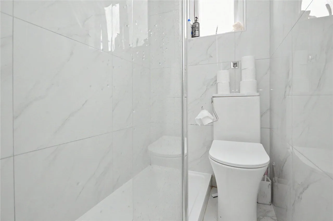 Cross Flatts Grove, Leeds, LS11, photo 6
