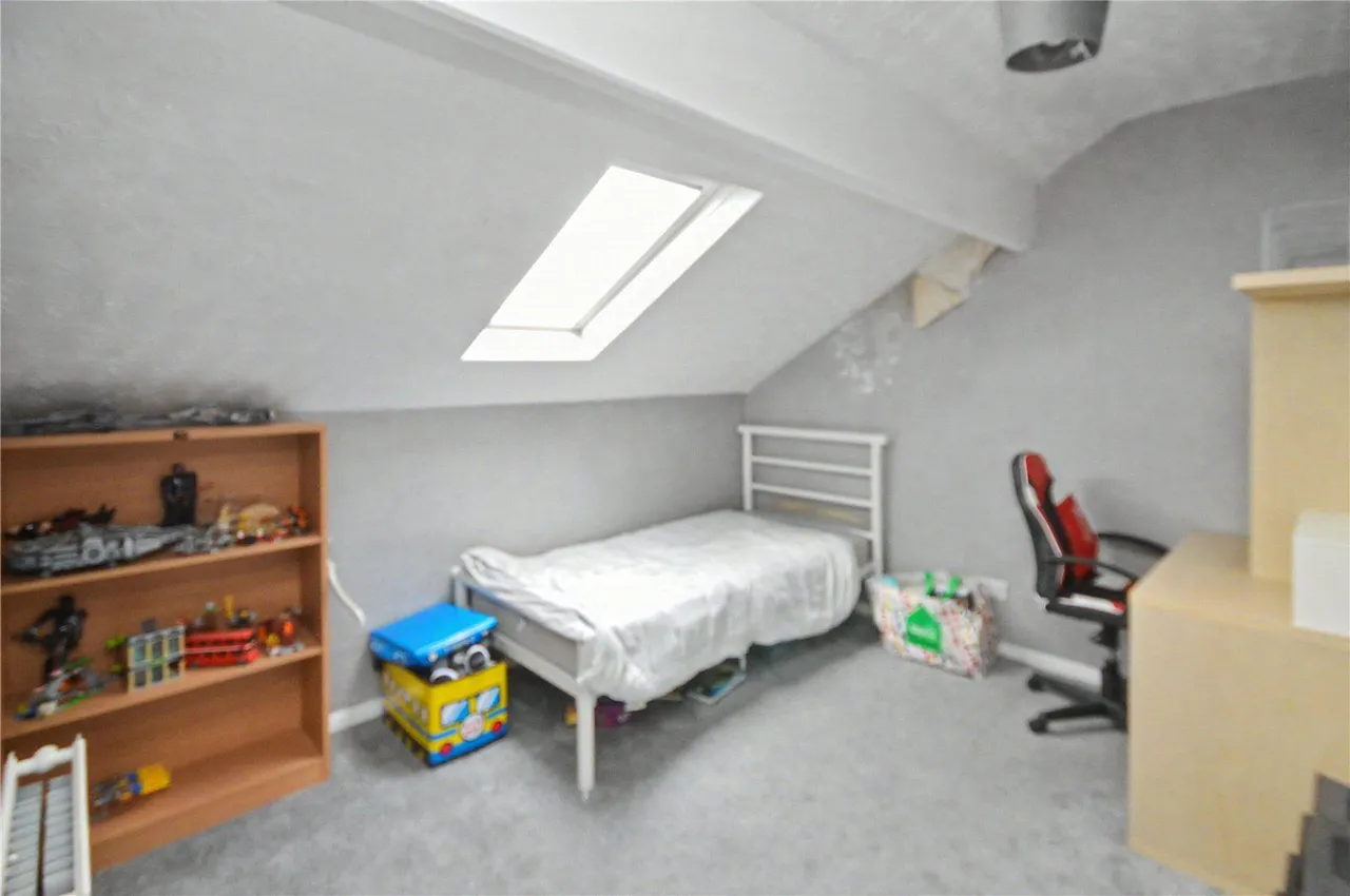 Cross Flatts Grove, Leeds, LS11, photo 7