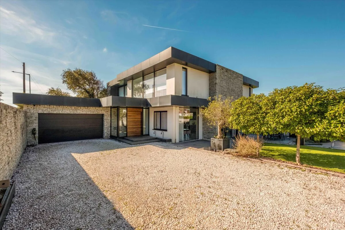5 bed house for sale, Cooden Sea Road, Cooden, TN39