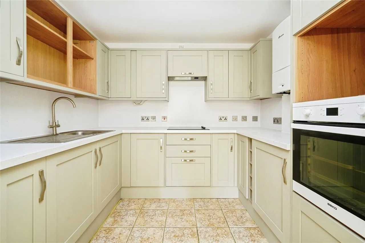 Station Road, Shipton-under-Wychwood, OX7, photo 5