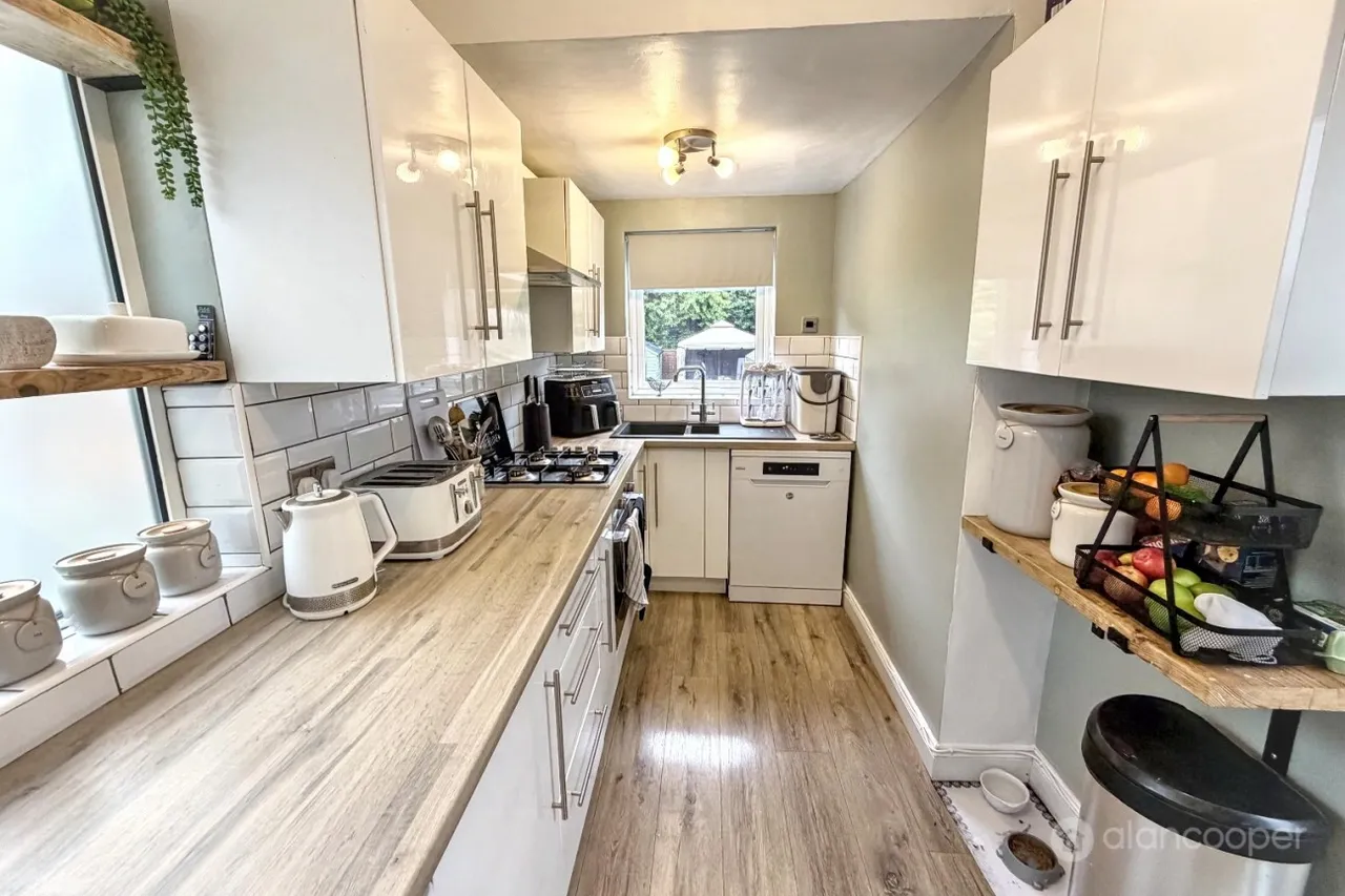 St Nicolas Road, Nuneaton, CV11, photo 6