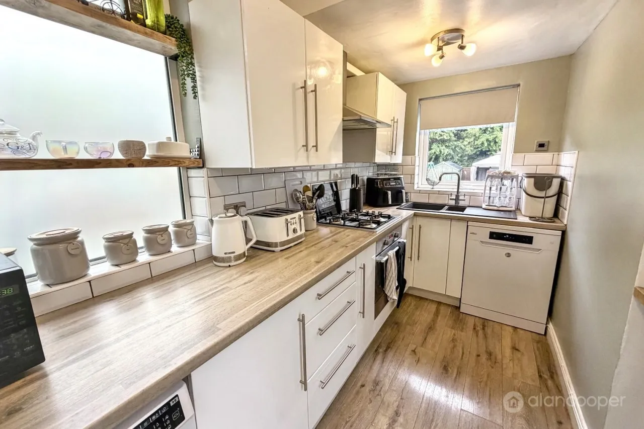 St Nicolas Road, Nuneaton, CV11, photo 5