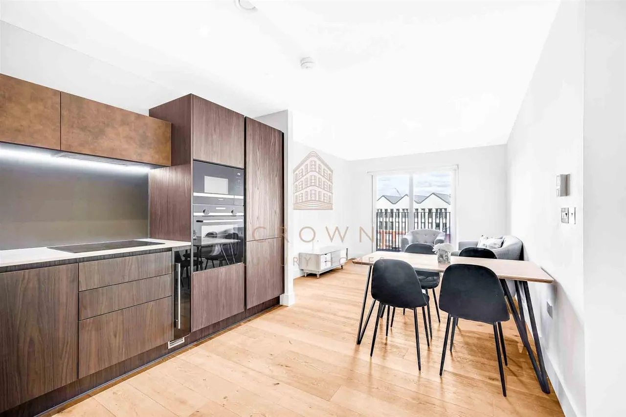 1 bed house for sale, Exchange Gardens, London, SW8