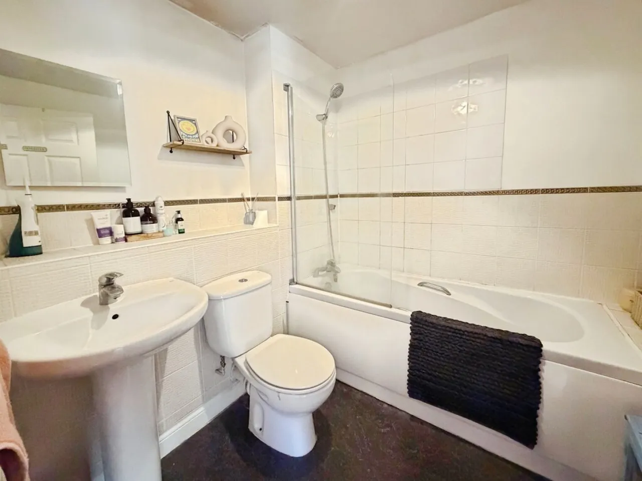 Ellworthy Court, Frome, BA11, photo 10