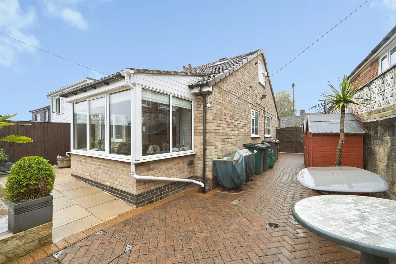 Elmfield, Baildon, BD17, photo 19