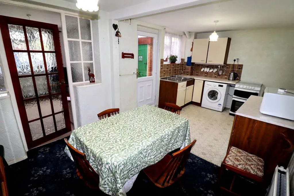 Derwent Drive, Bletchley, MK3, photo 13