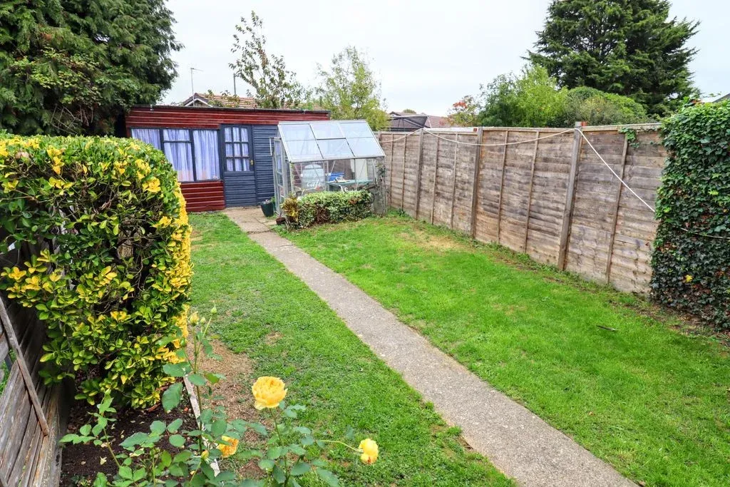 Derwent Drive, Bletchley, MK3, photo 15