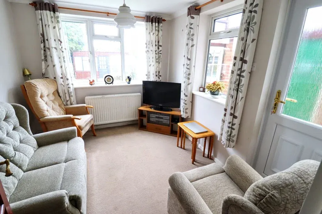 Derwent Drive, Bletchley, MK3, photo 4