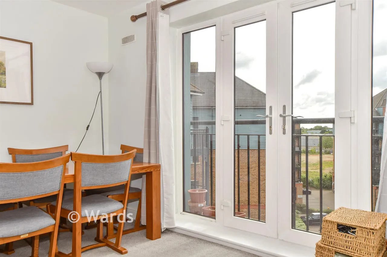 Medway Wharf Road, Tonbridge, TN9, photo 5