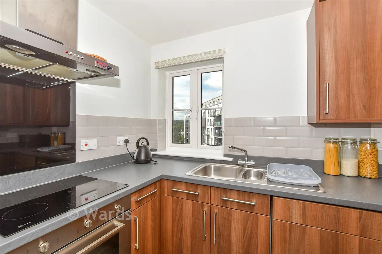 Medway Wharf Road, Tonbridge, TN9, photo 6