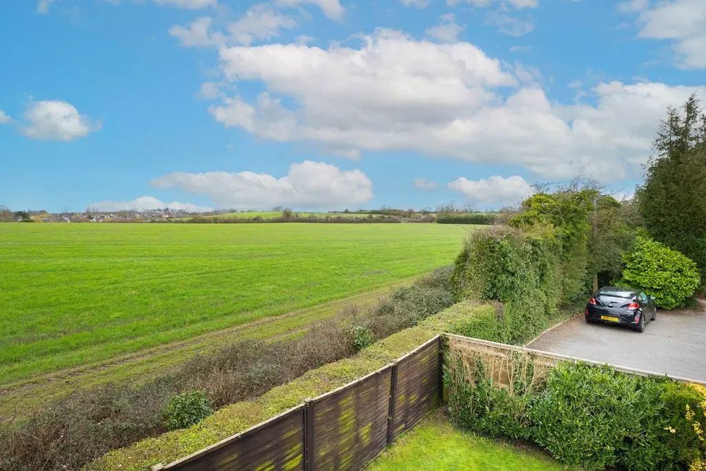 Netherby Close, Tring, Hertfordshire, HP23 5PJ, photo 6