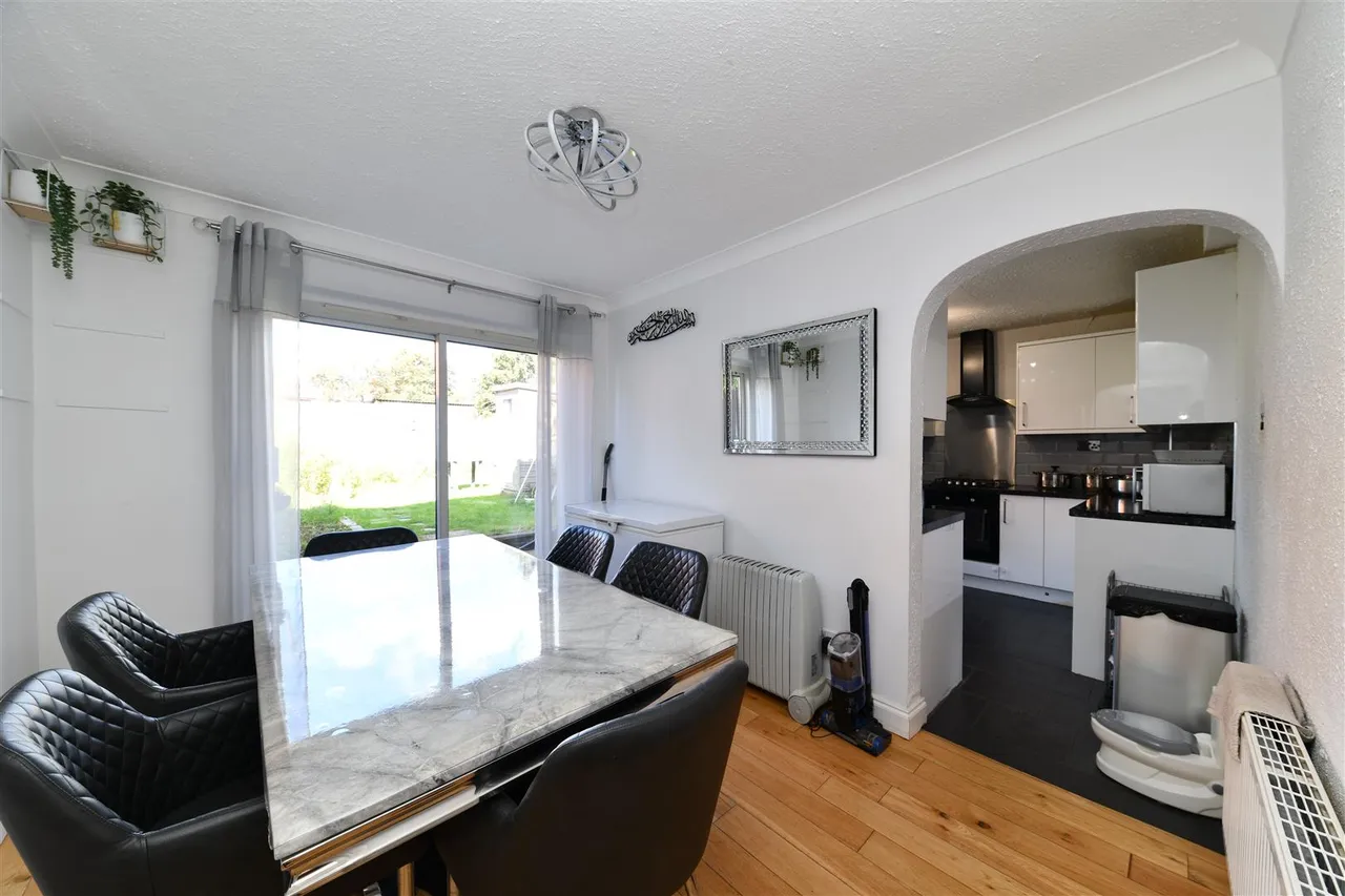 Fox Road, Stevenage, Herts, SG1 1JD, photo 3