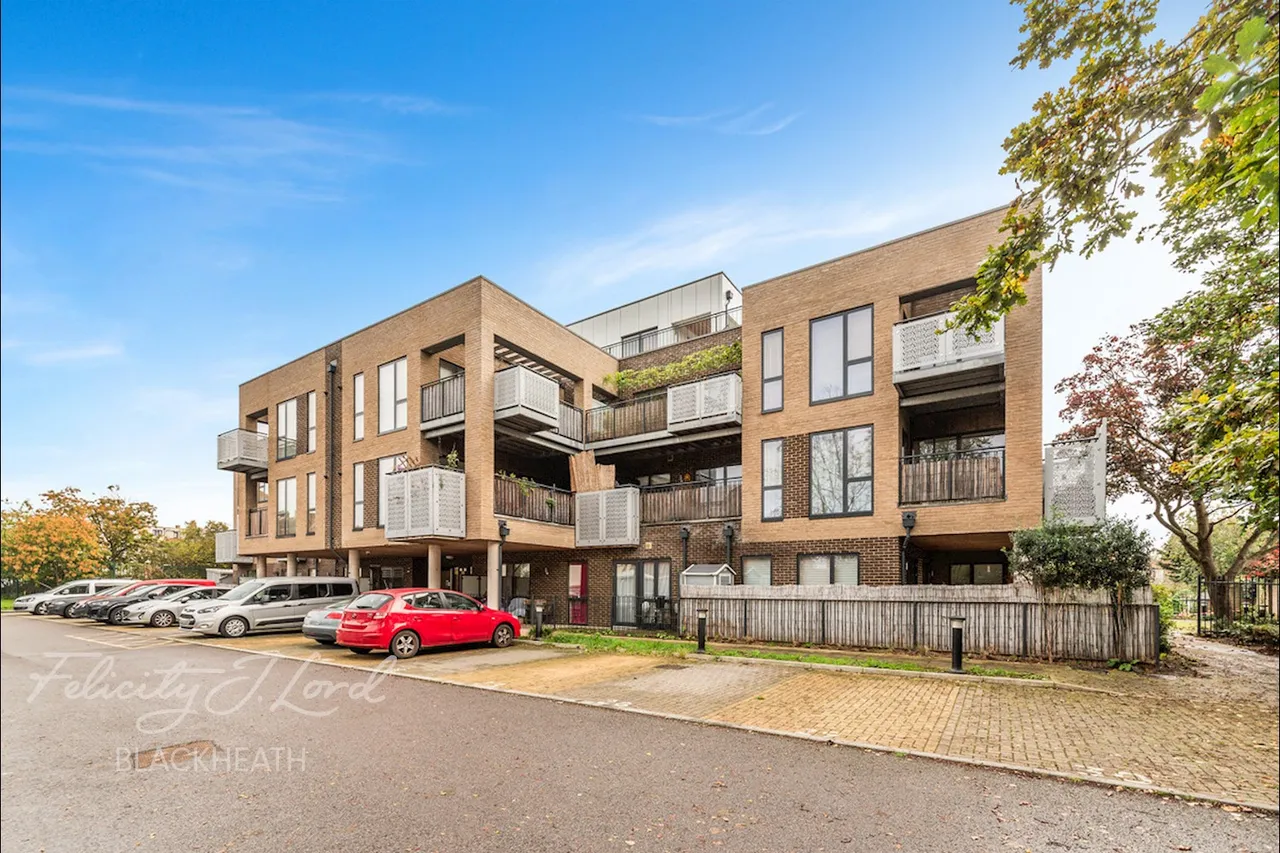 Rectory Field Crescent, London, SE7, photo 5
