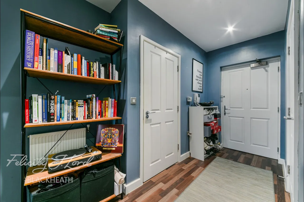Rectory Field Crescent, London, SE7, photo 6