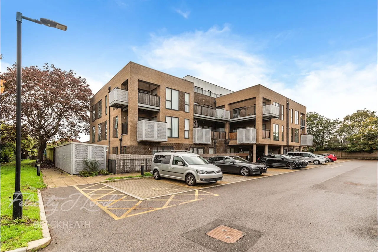 Rectory Field Crescent, London, SE7, photo 14