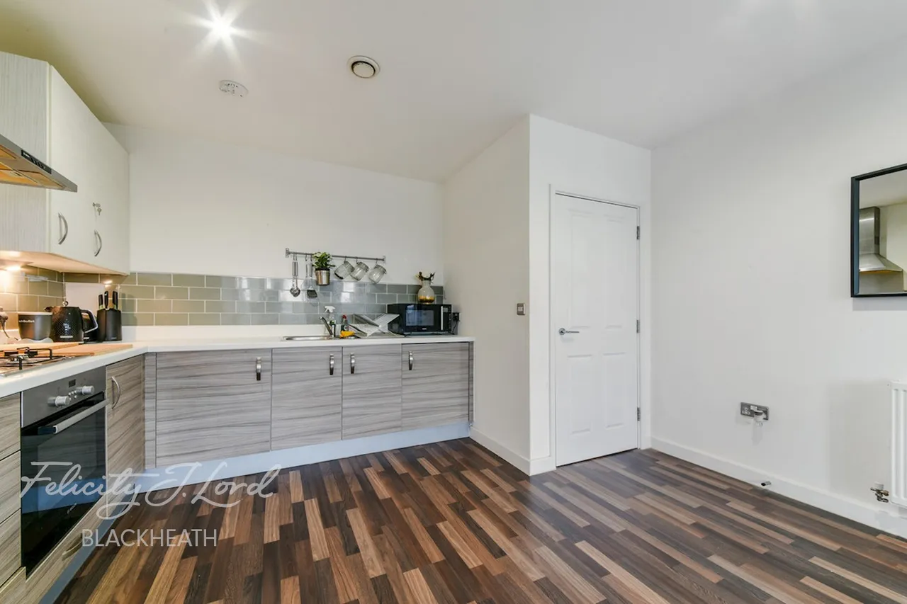 Rectory Field Crescent, London, SE7, photo 16