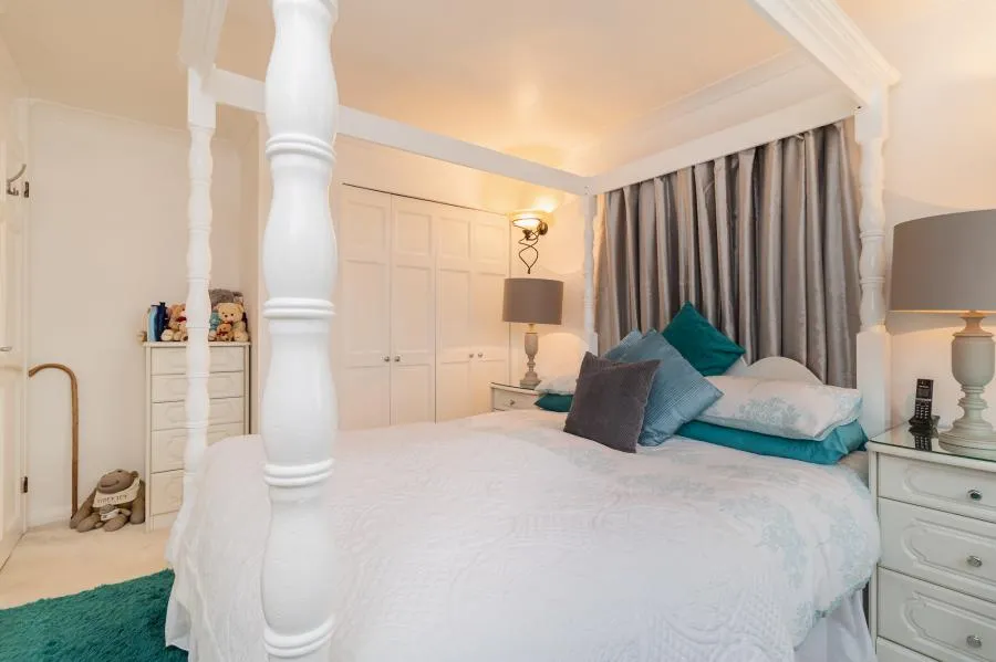 White Horse Road, Windsor, SL4, photo 12