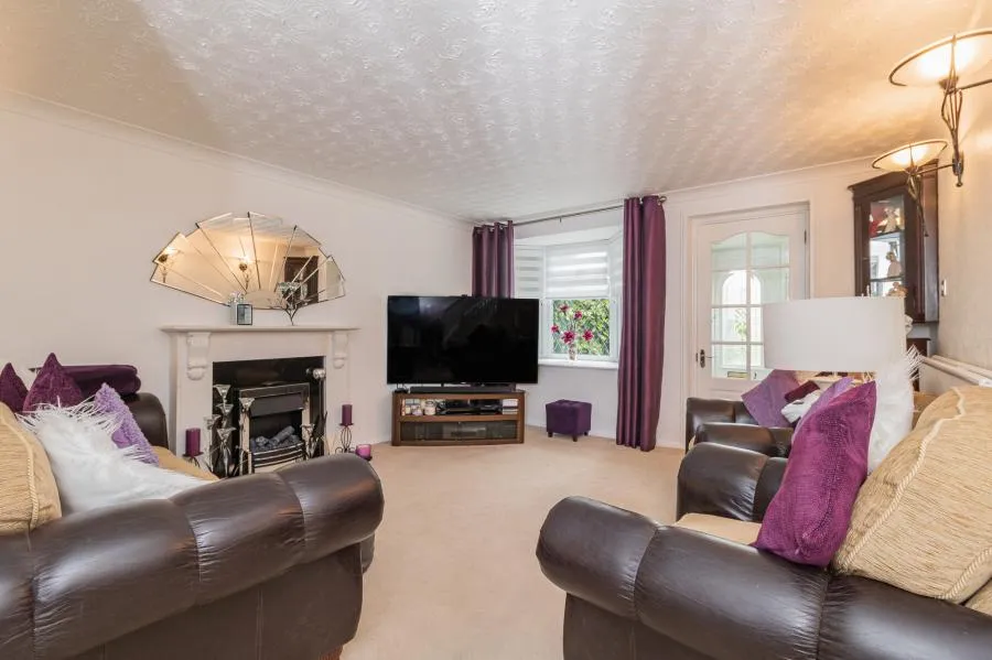 White Horse Road, Windsor, SL4, photo 6