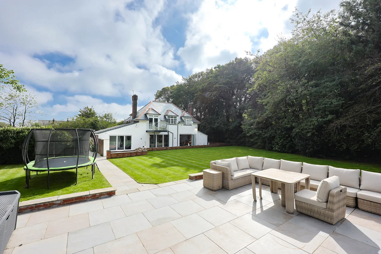Haigh Road, Haigh, photo 24