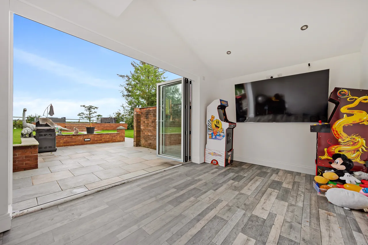 Haigh Road, Haigh, photo 8