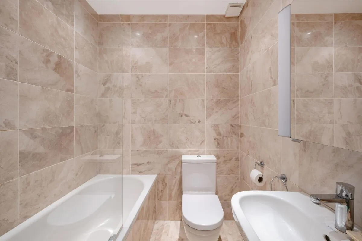 Tudor Close, London, NW3, photo 9
