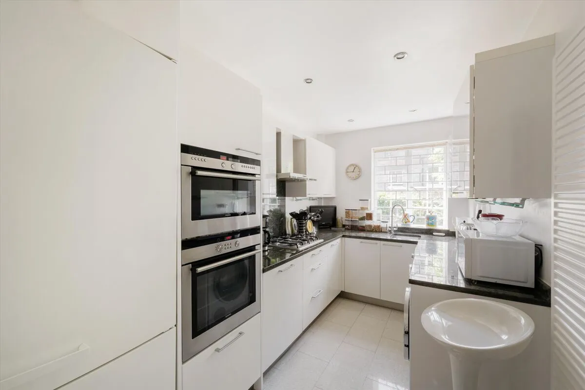 Tudor Close, London, NW3, photo 7