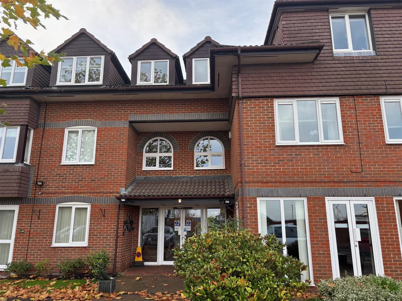 1 bed flat for sale — Richfield Road, Bushey