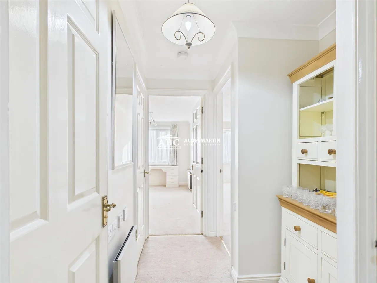 Richfield Road, Bushey, photo 8