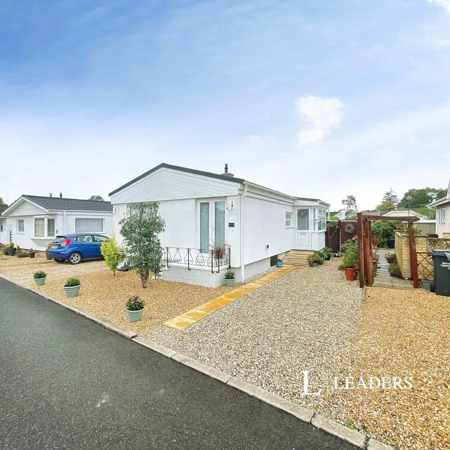 2 bed mobile home for sale, Badgers Lane, Broadway Park, WR12