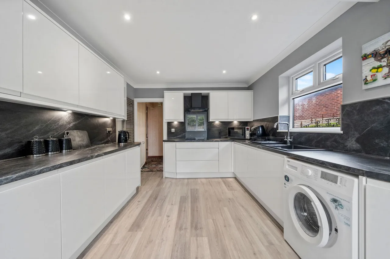 Moorland Road, Ashton-In-Makerfield, Wigan, Wigan, WN4 8XQ, photo 7