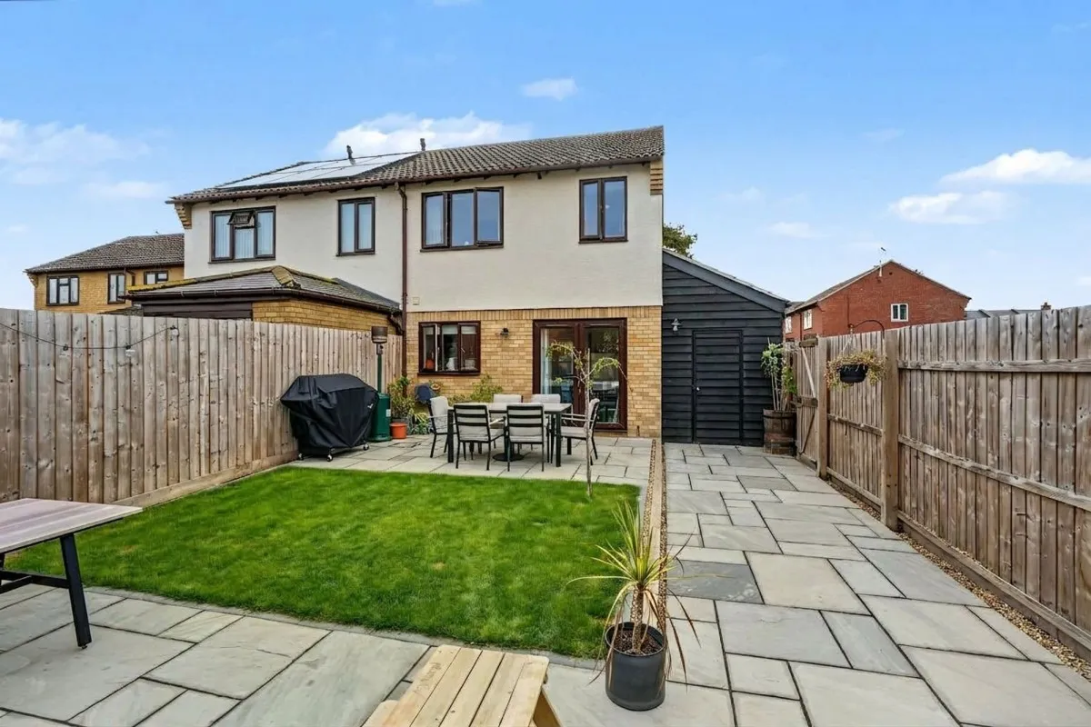 Corsican Pine Close, Newmarket, CB8, photo 2