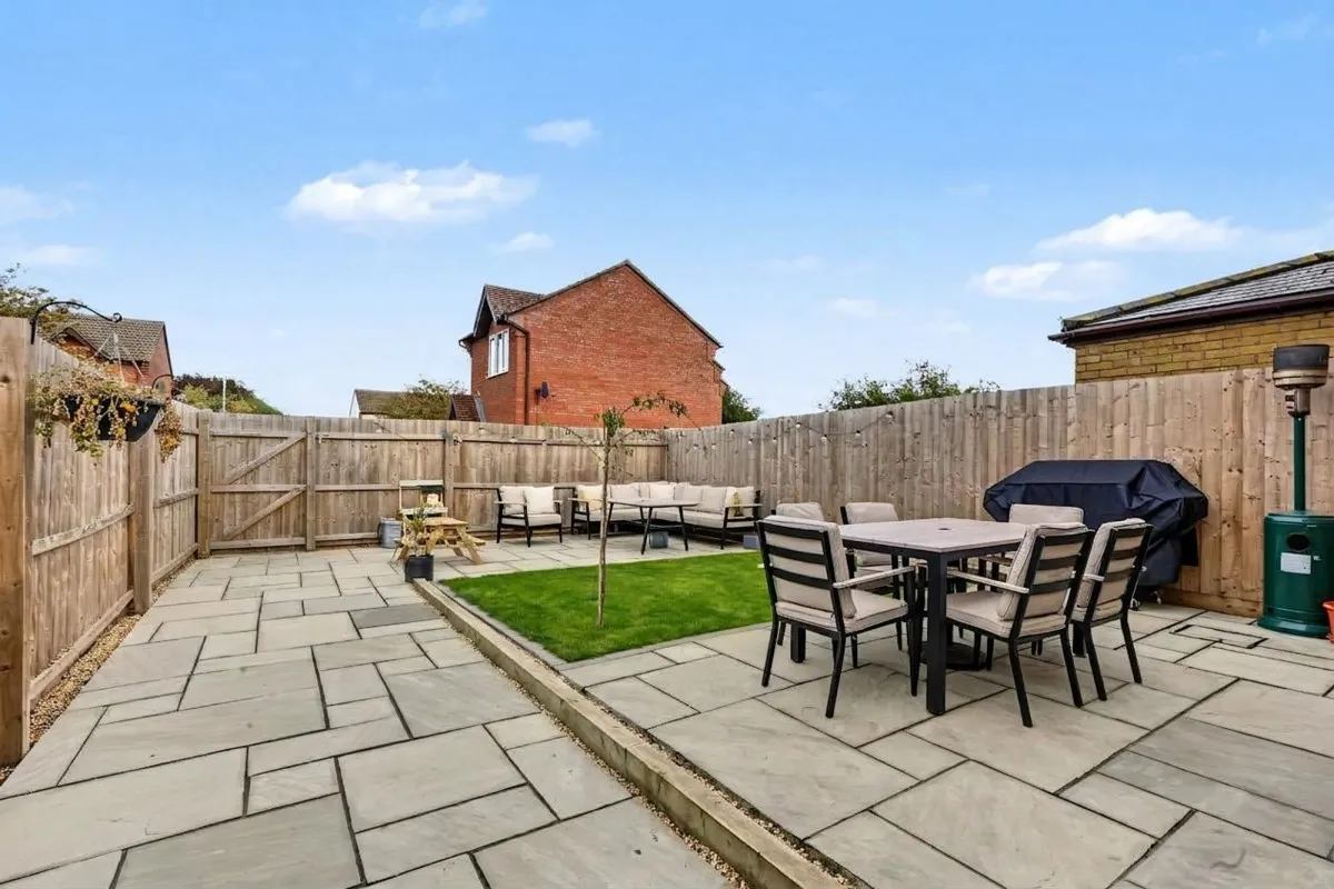 Corsican Pine Close, Newmarket, CB8, photo 13