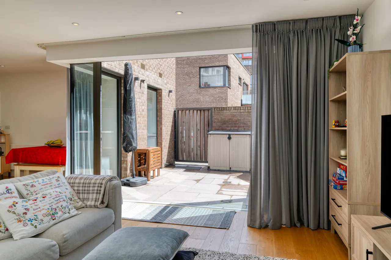 Fergus Street, London, SE10, photo 3