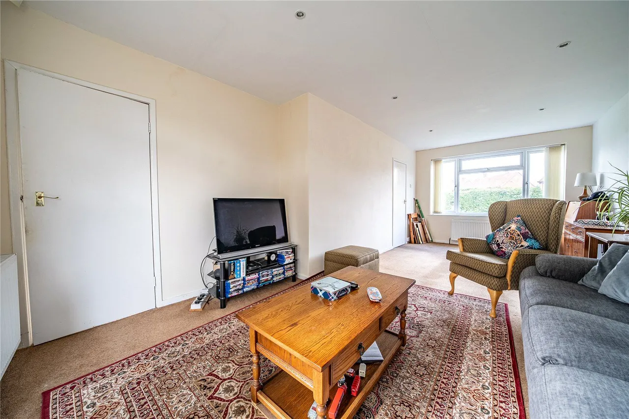 Stonegate Road, Leeds, LS17, photo 11