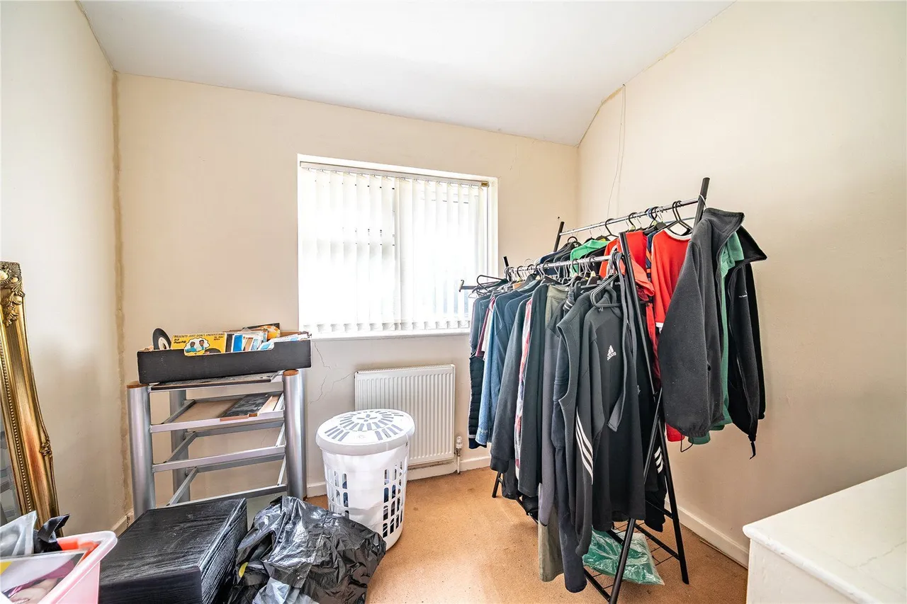 Stonegate Road, Leeds, LS17, photo 6