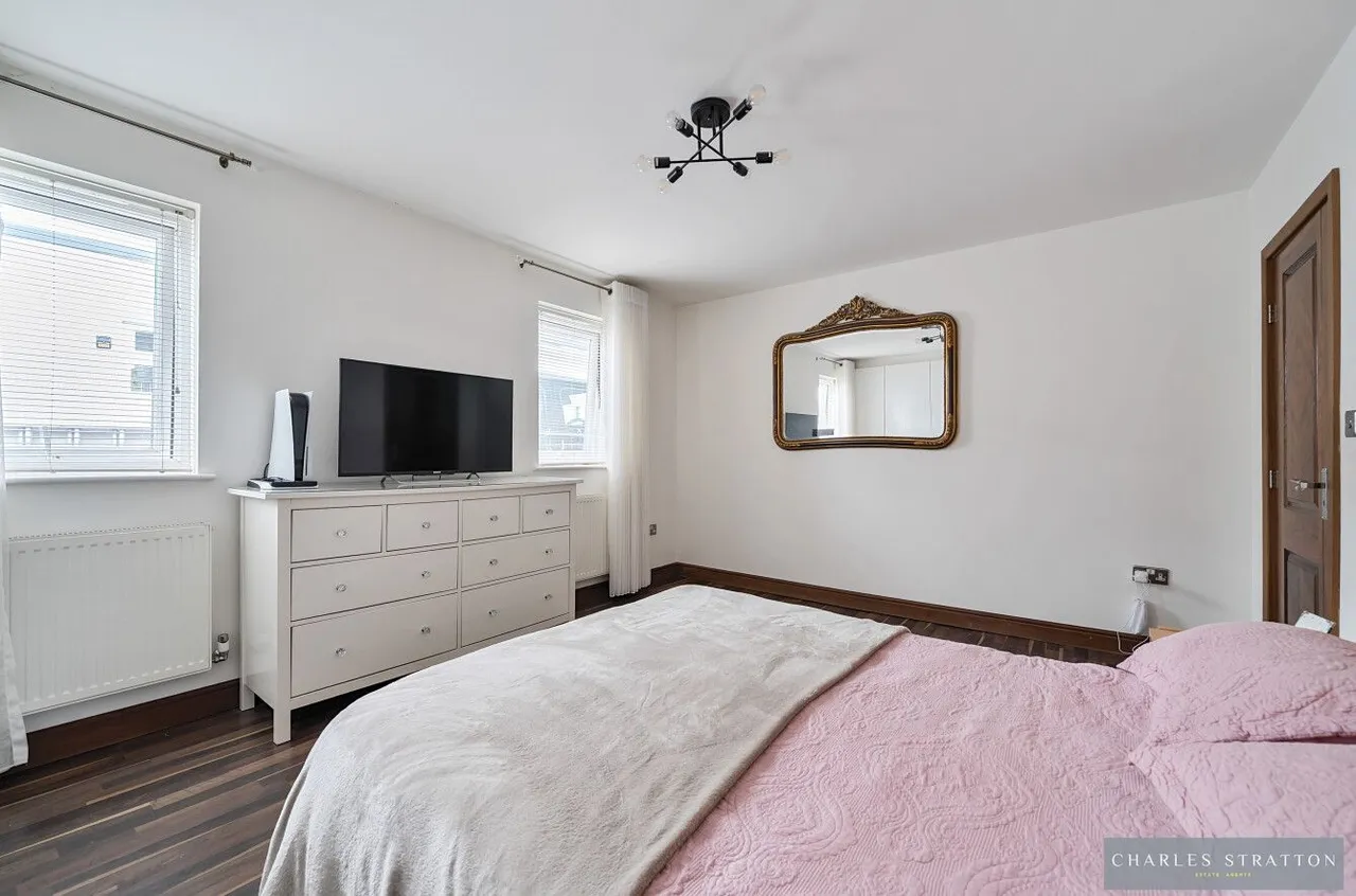 Romford, RM3, photo 19