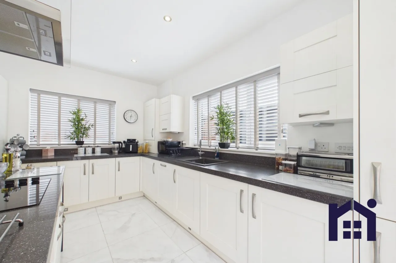 Marigold Court, Leyland, PR25 1FE, photo 14
