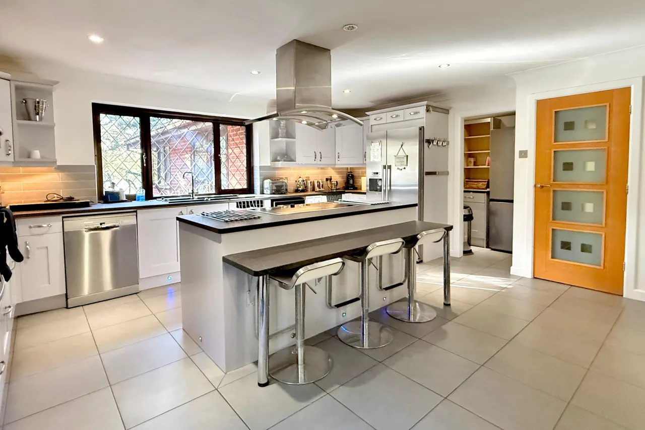 Hurn Road, Ringwood, BH24, photo 7