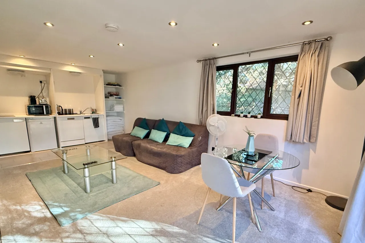 Hurn Road, Ringwood, BH24, photo 31